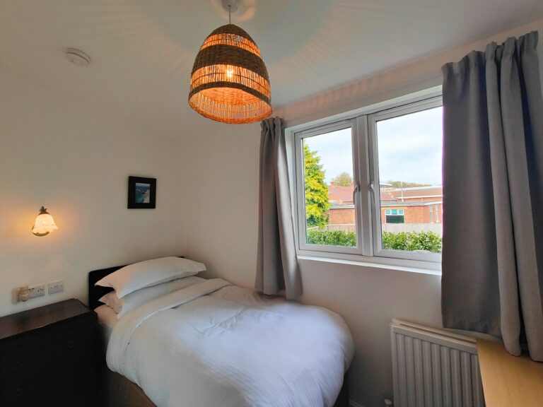 Fernhurst Holiday Apartments @ Shanklin - Garden Apartment - Single Bedroom